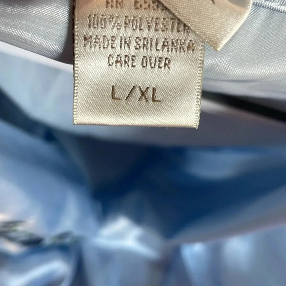Jones New York L/XL satin like robe - Picture 6 of 6